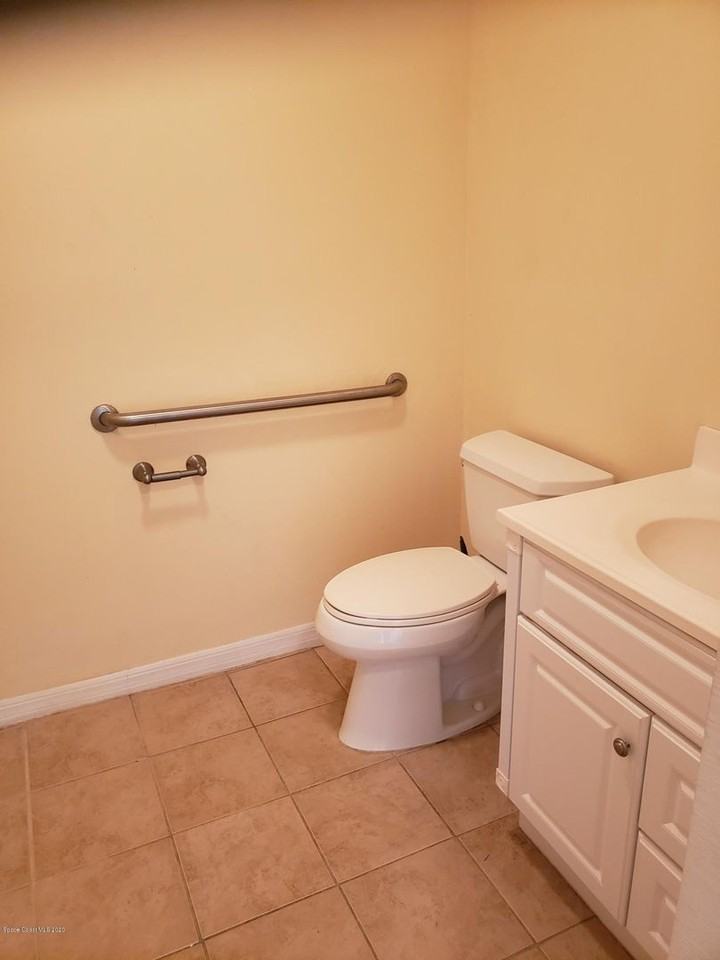 1011 S Hopkins Ave #B - Photo 6 of 11