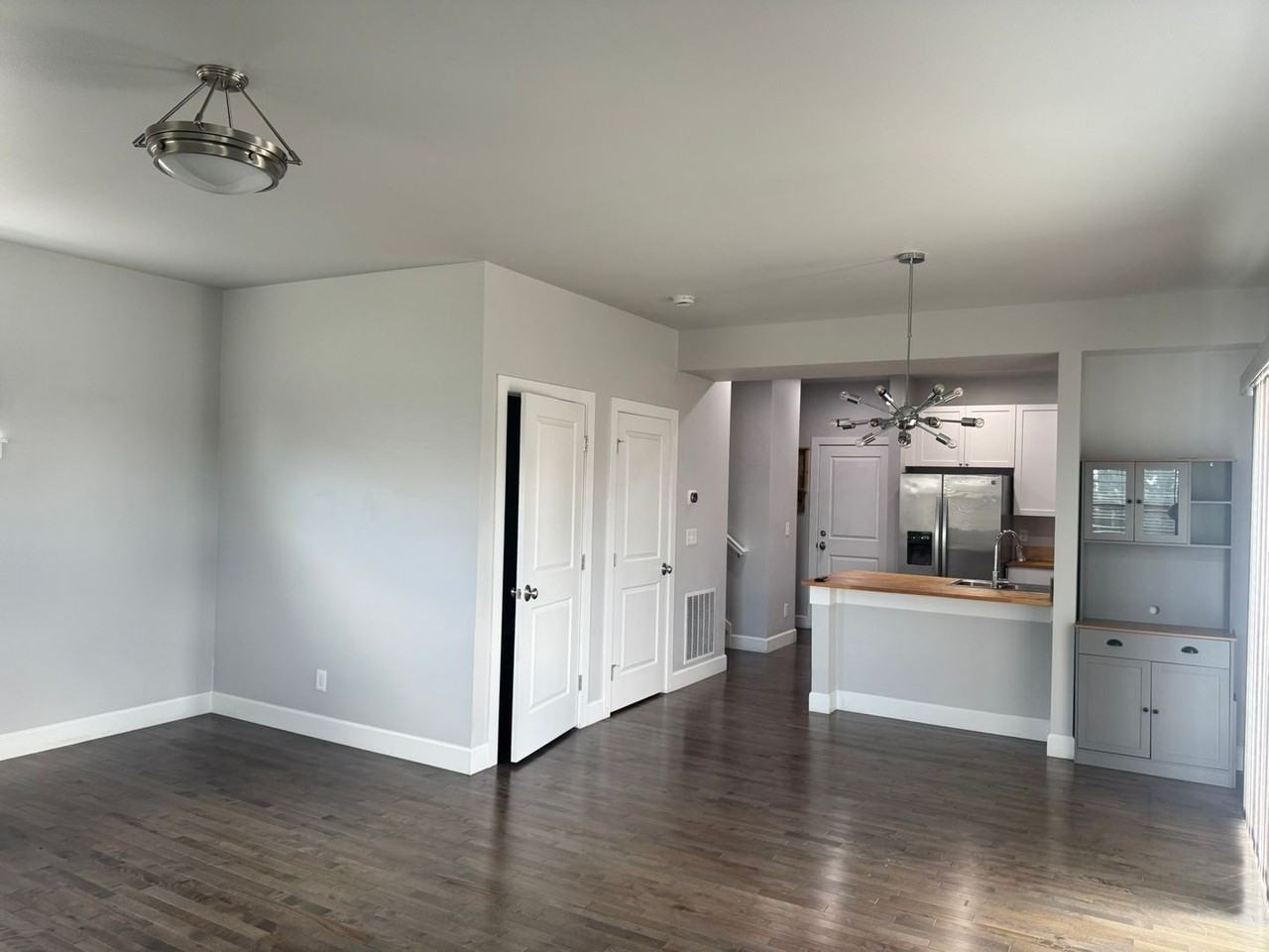 5421 Hr Ranch Rd - Photo 3 of 17