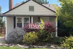 featured image of 707 S 18th Ave