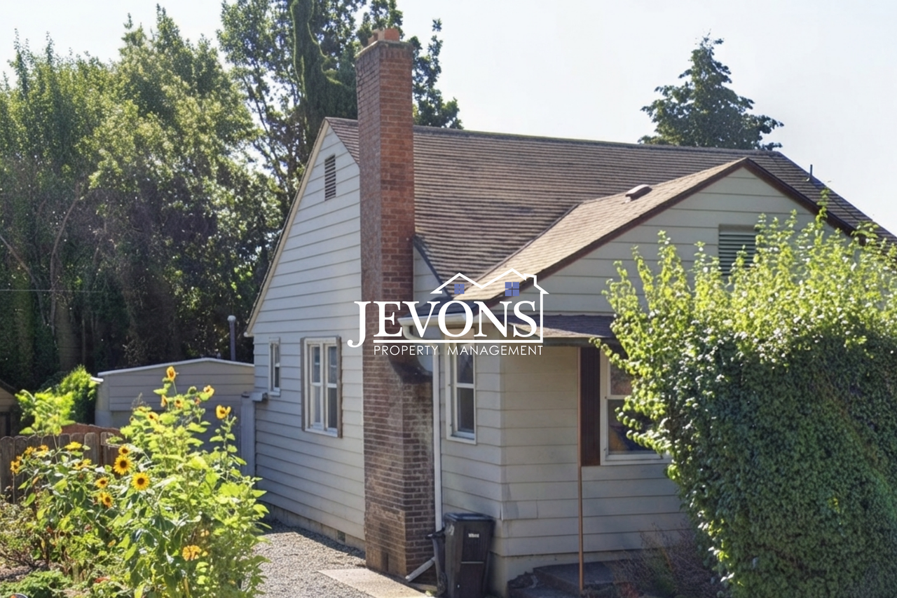 707 S 18th Ave - Photo 2 of 5