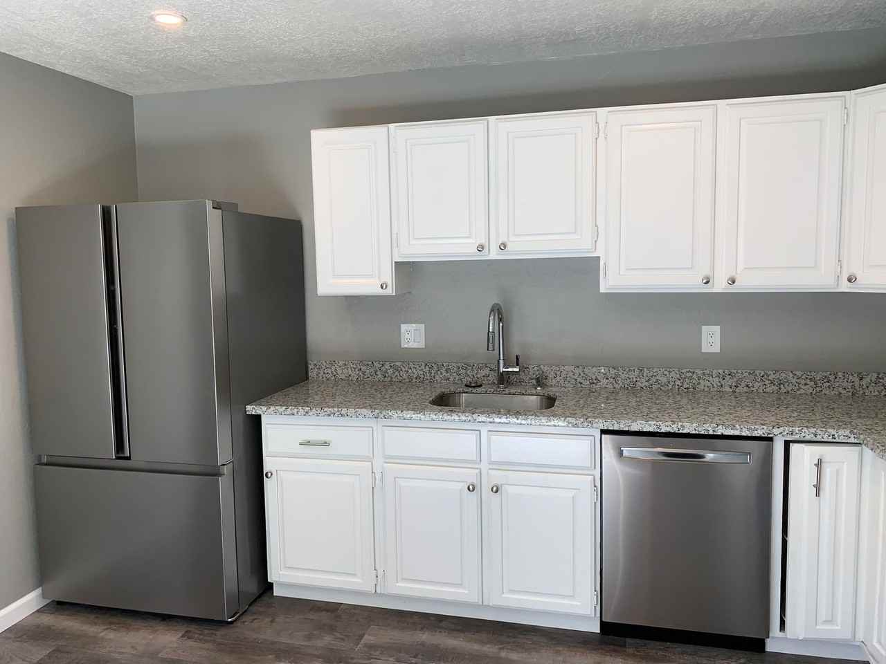 1209 Vienna Ct - Photo 7 of 21