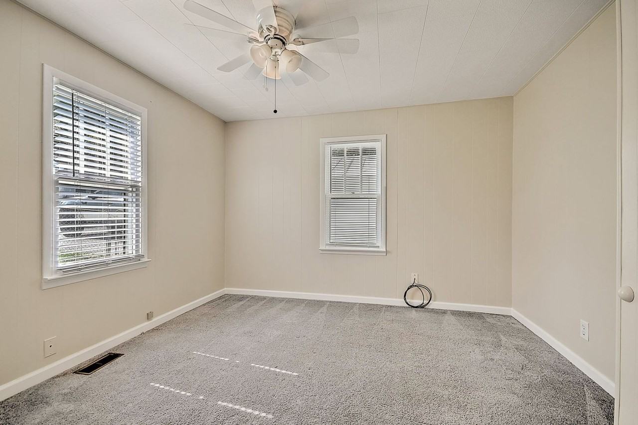 1050 Delawana St - Photo 7 of 19