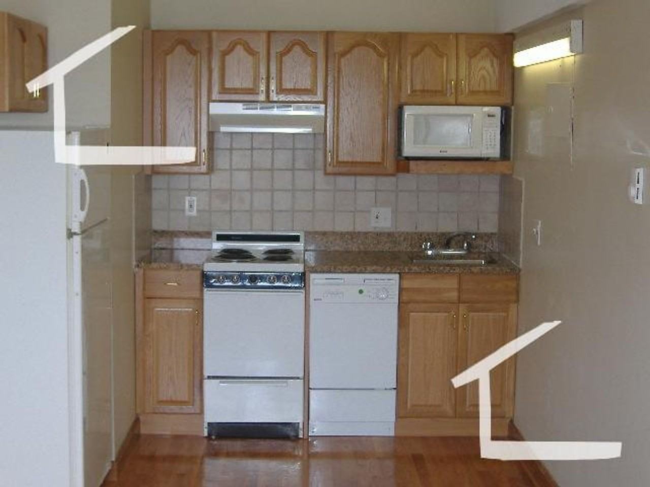 1110 1110 Commonwealth Ave603 - Photo 2 of 4
