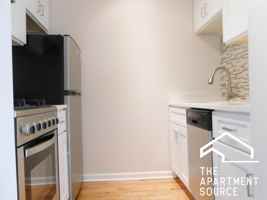 featured image of 2520 W Leland Ave #B2
