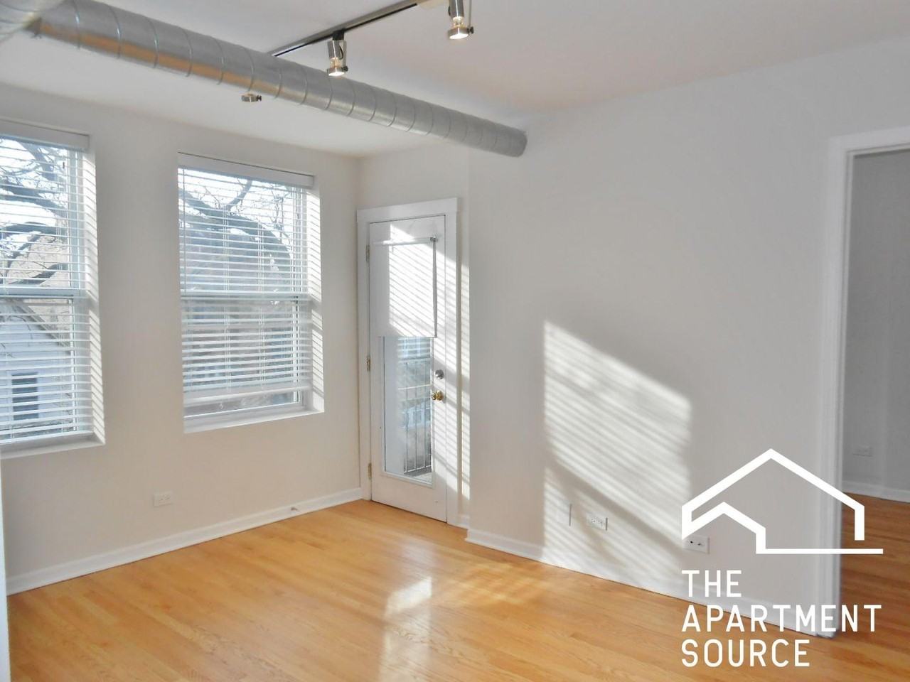 2520 W Leland Ave #B2 - Photo 3 of 11