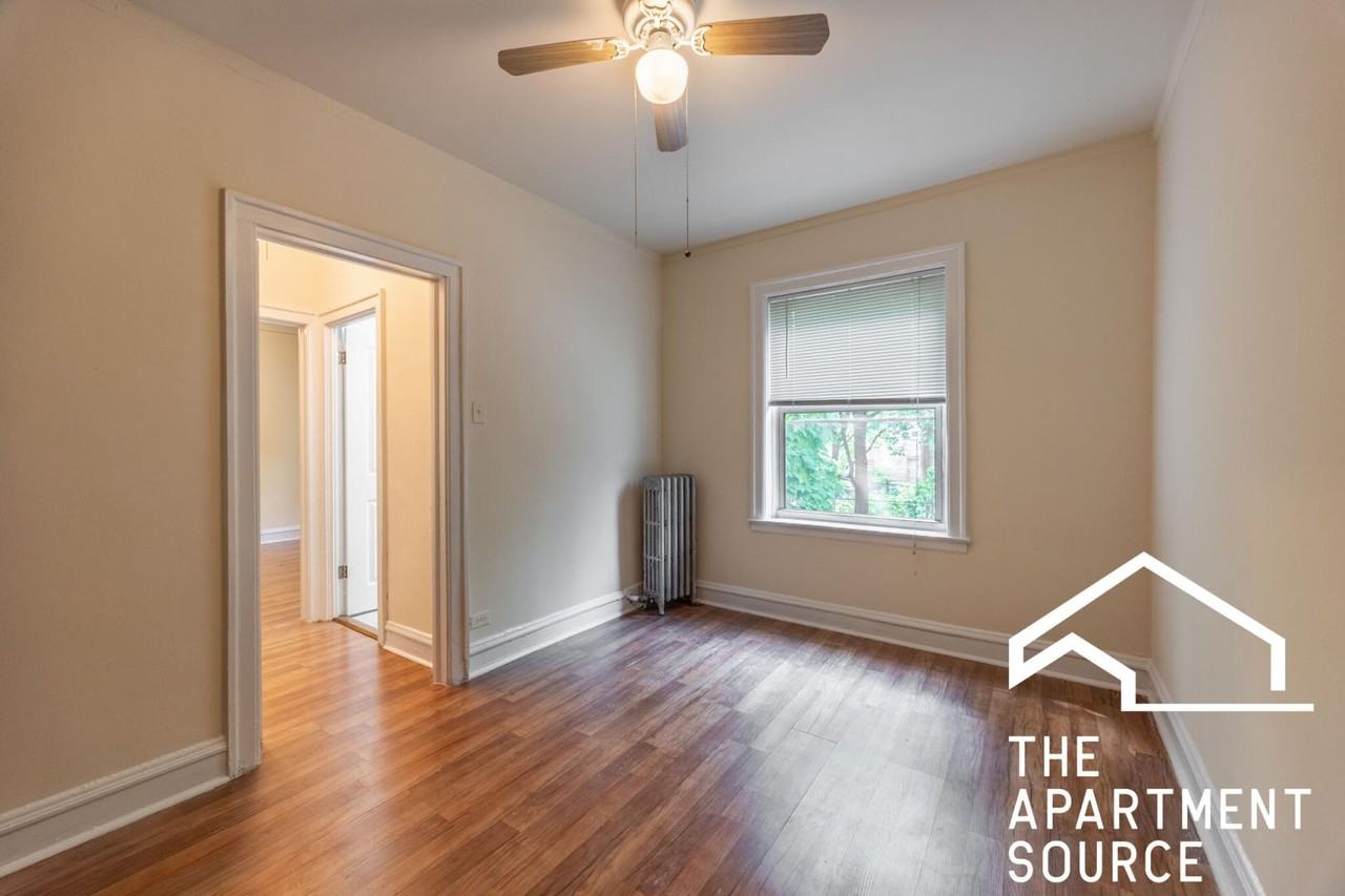 2536 N Sawyer Ave #208 - Photo 7 of 15