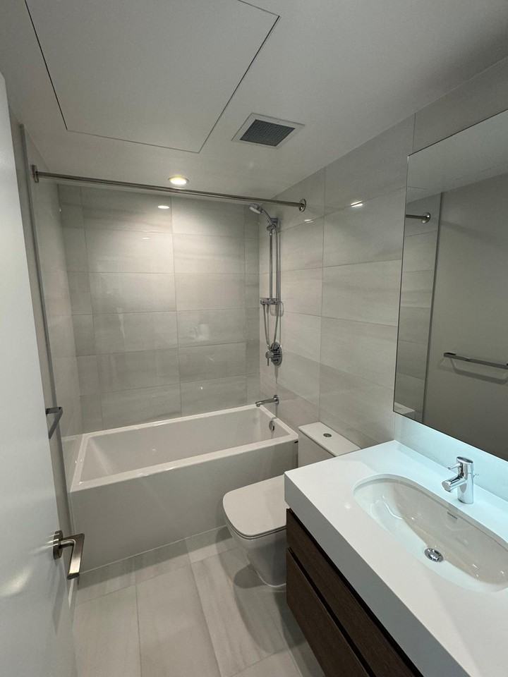 6537 Telford Ave - Photo 3 of 6