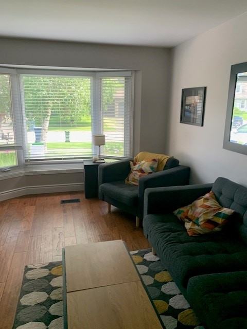53 Freshmeadow Way Upper Level - Photo 2 of 16