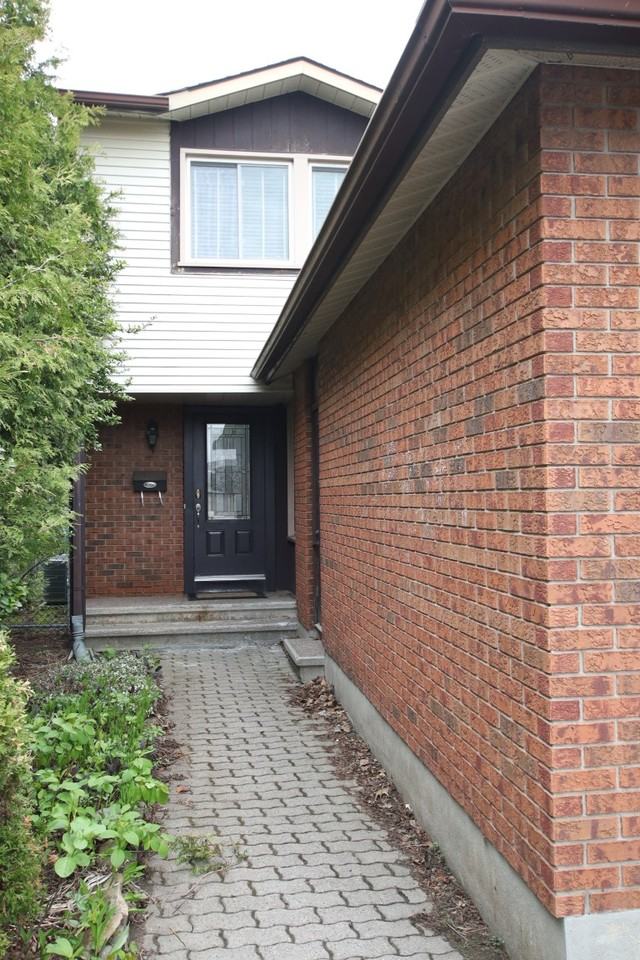28 Whelan Dr - Photo 2 of 24