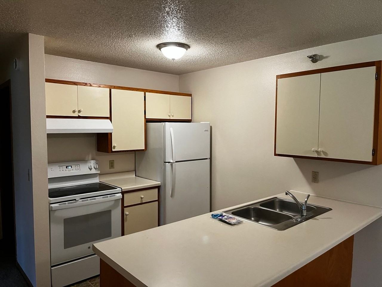 Lincoln Pointe - Photo 5 of 19
