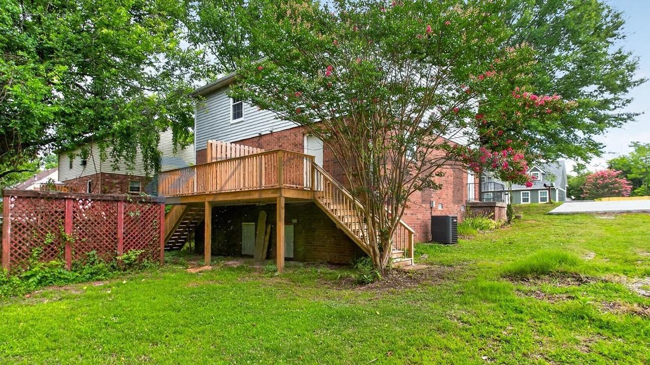 628 Netherlands Dr - Photo 6 of 35