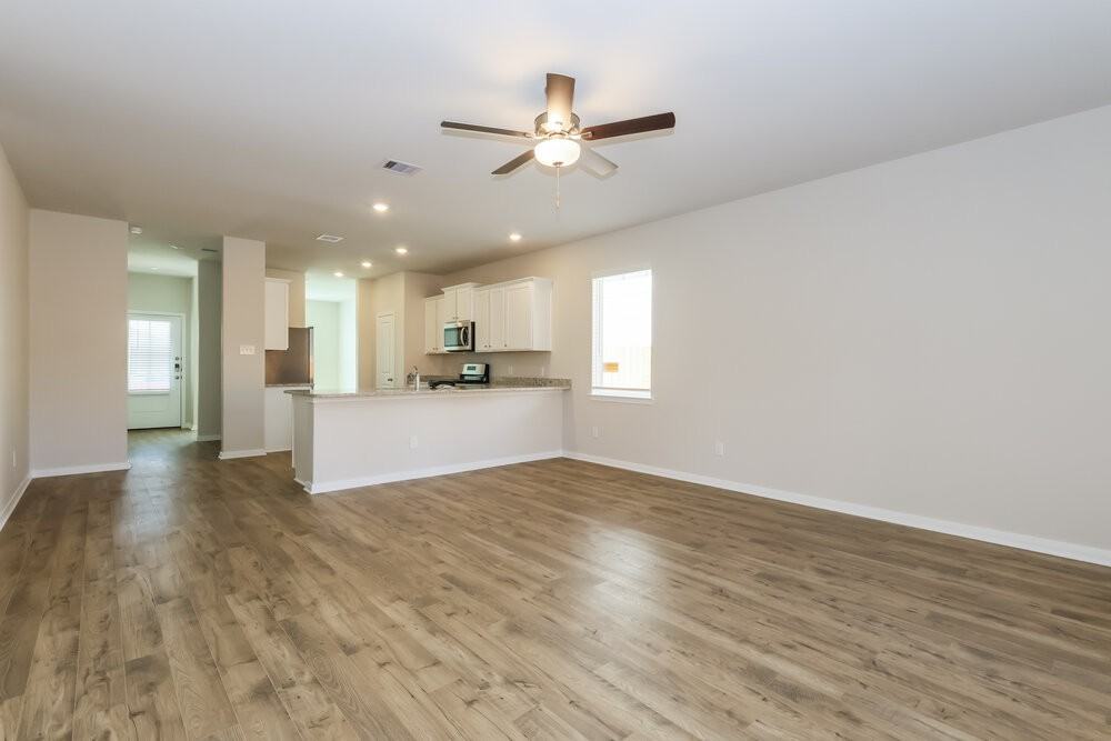 15578 Caramel Springs Dr - Photo 3 of 19
