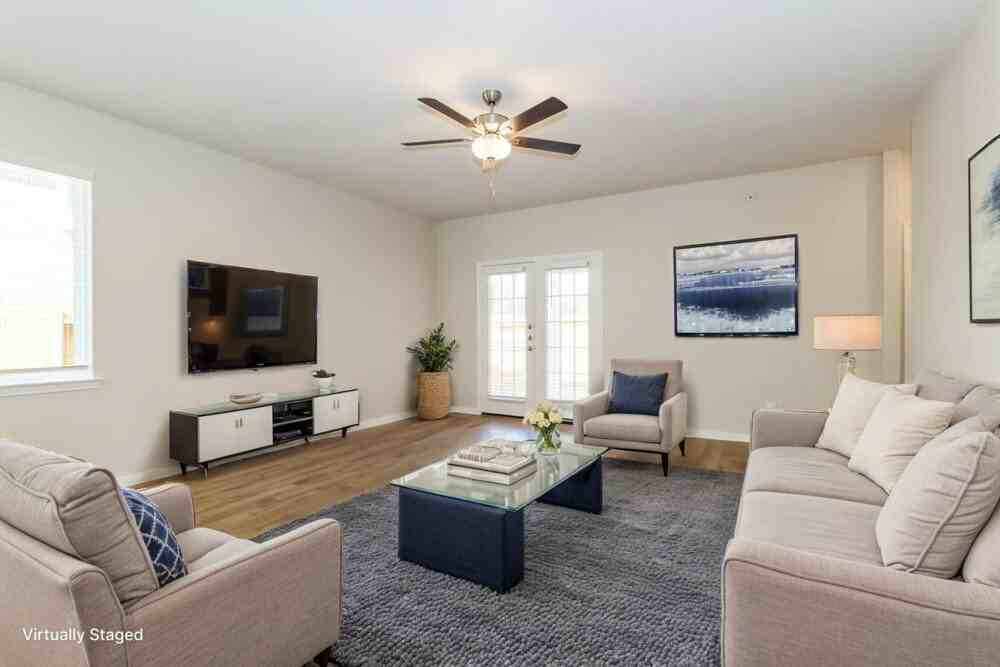 15571 Caramel Springs Dr - Photo 4 of 19