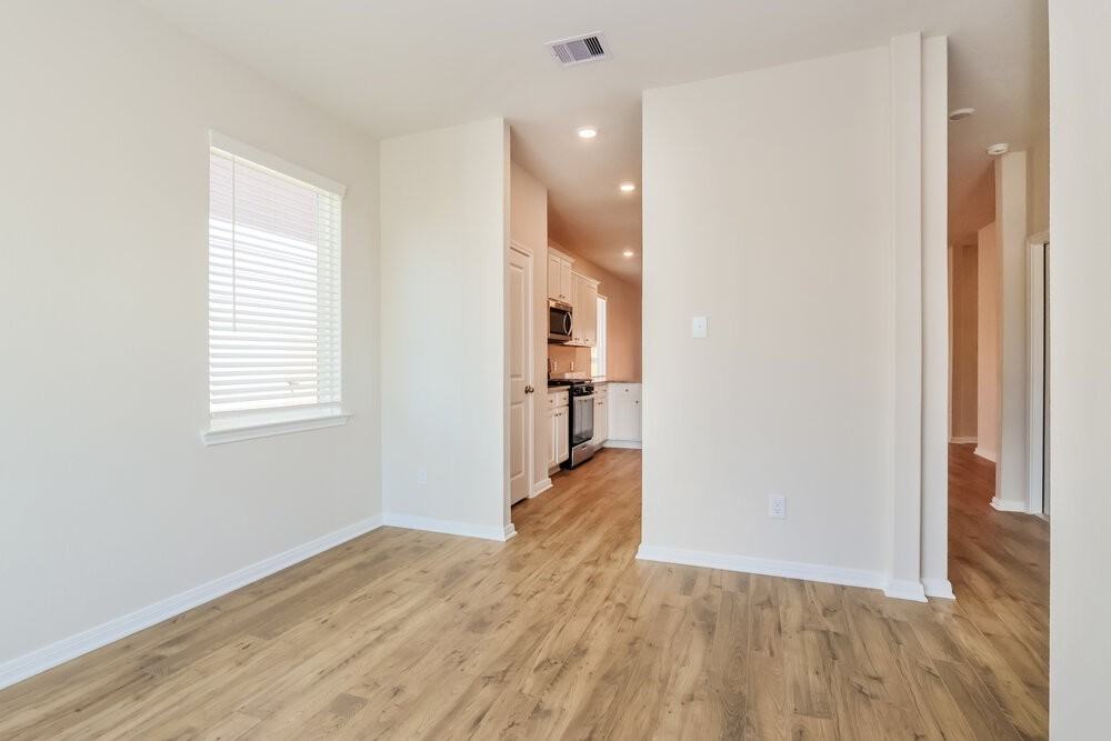 15571 Caramel Springs Dr - Photo 6 of 19