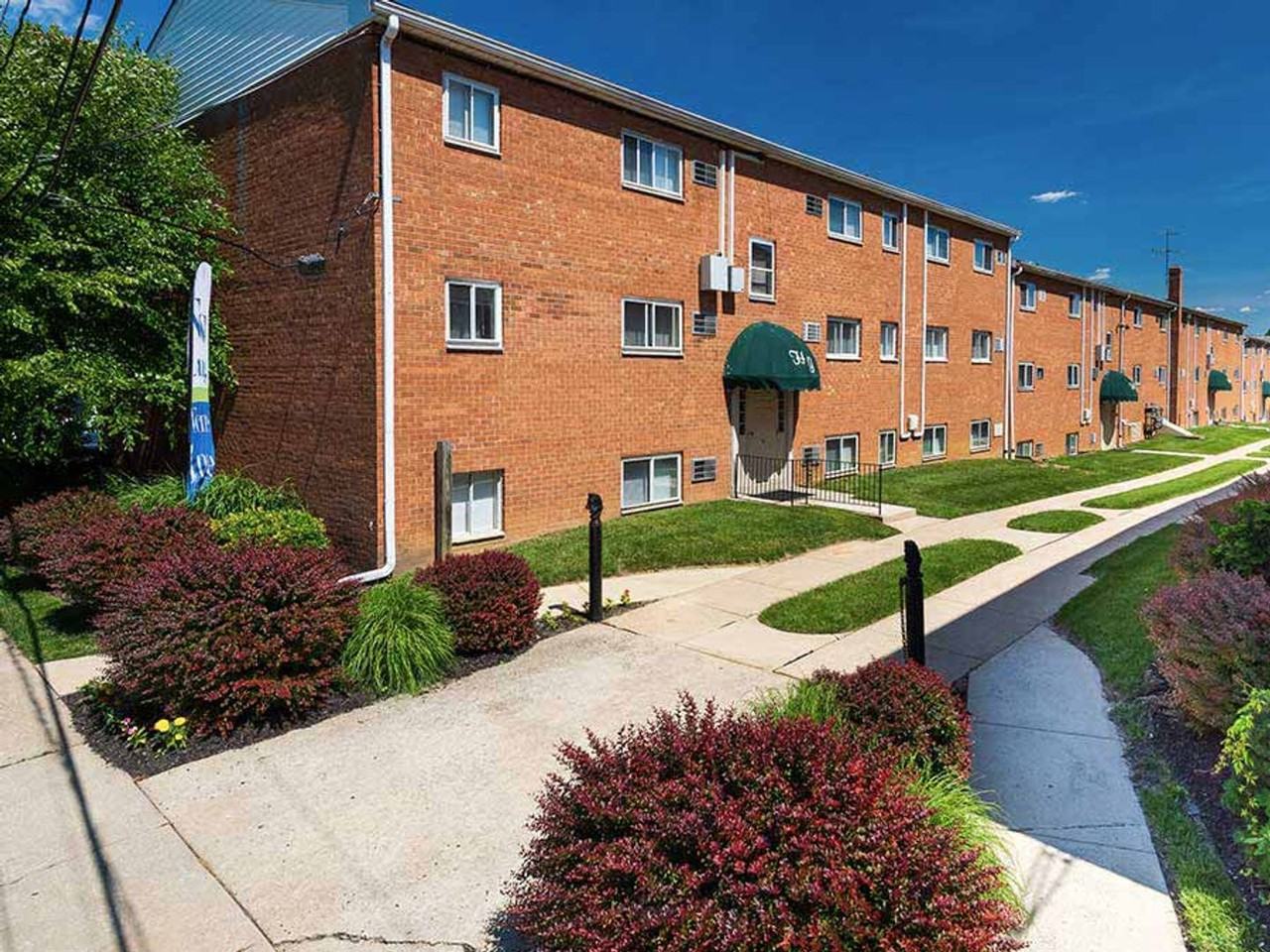 HOLLY GARDEN APARTMENTS - Photo 2 of 14