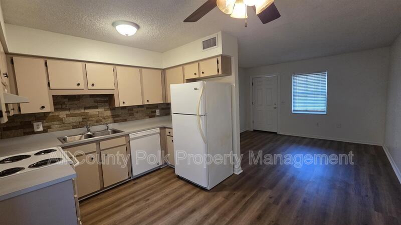 915 Ariana St #21 - Photo 4 of 12