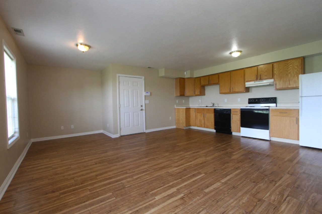 Fox Brook Apartments - Photo 7 of 47