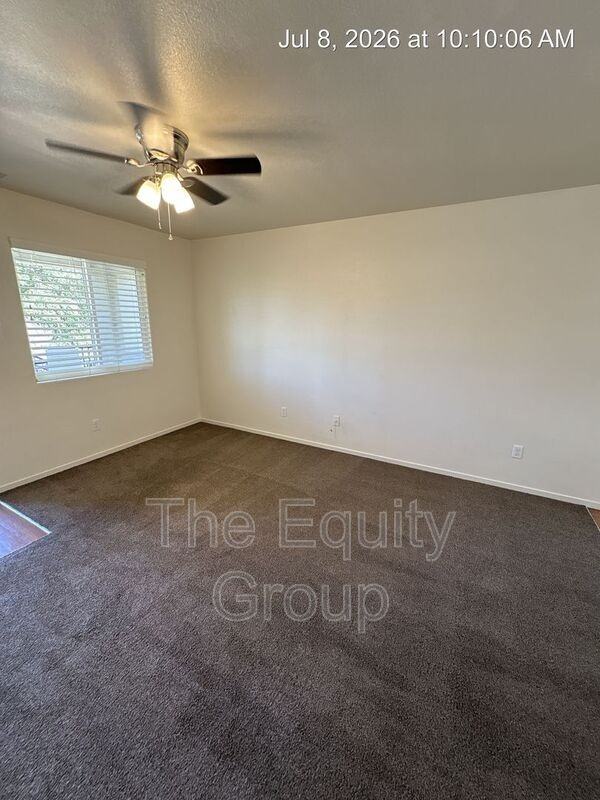 2931 N Crowe St - Photo 5 of 19