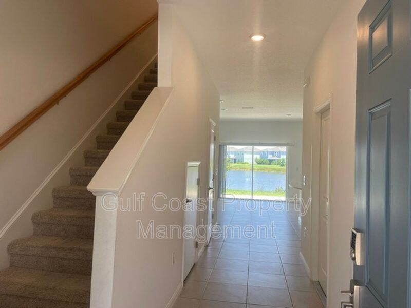 5730 Archipelago St - Photo 2 of 31