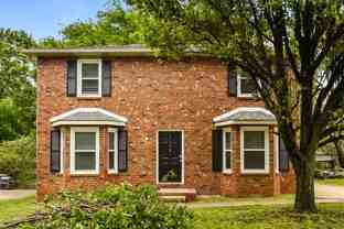 1135 Se Broad St - Photo 1 of 1