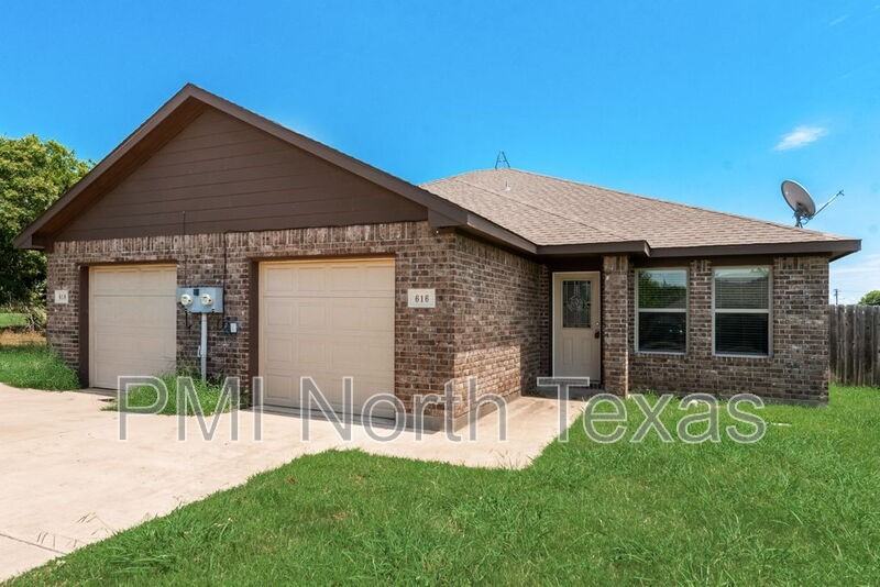 616 N 6th St - Photo 4 of 23