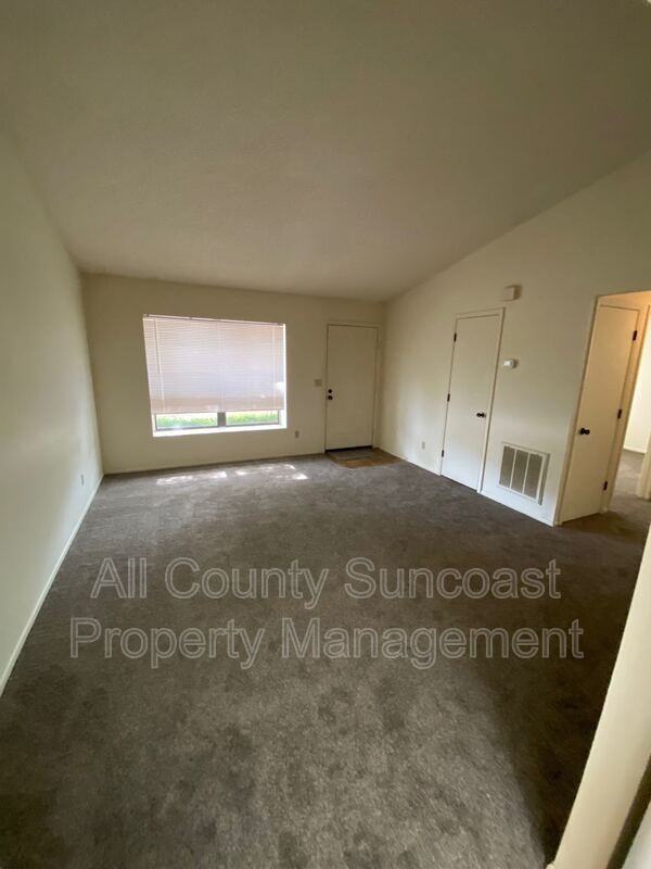 519 E Curlew Pl - Photo 2 of 11