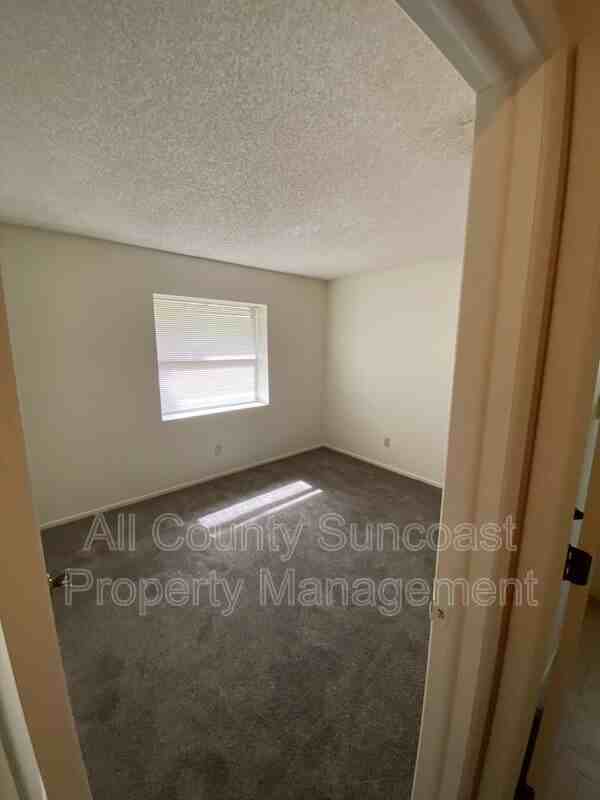 519 E Curlew Pl - Photo 4 of 11