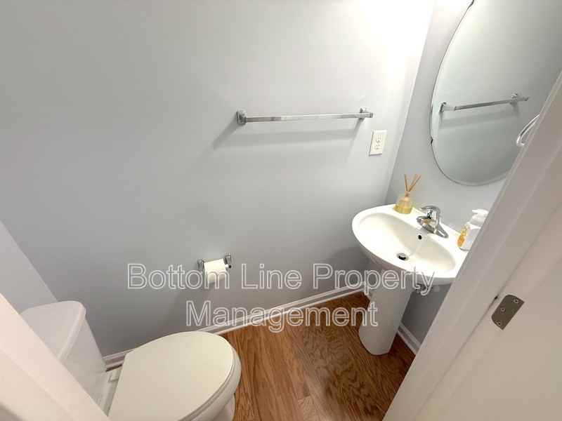 7562 Red Mulberry Way - Photo 5 of 31