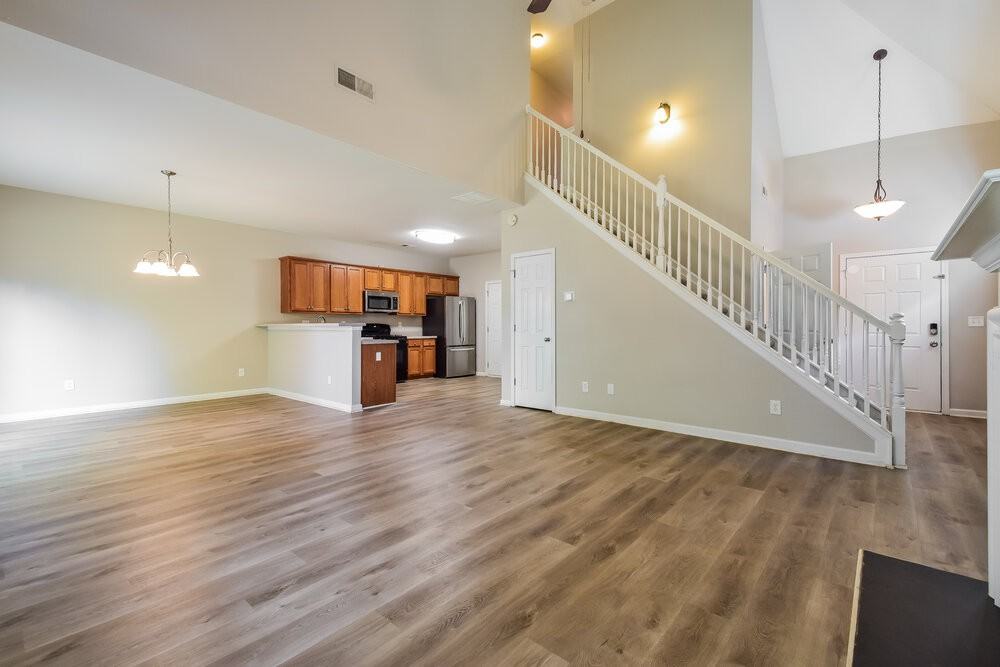 2740 Gatewater Ct - Photo 7 of 20