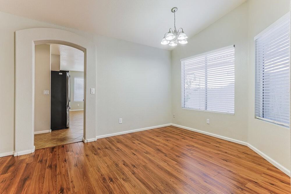 2625 S 156th Ave - Photo 5 of 16