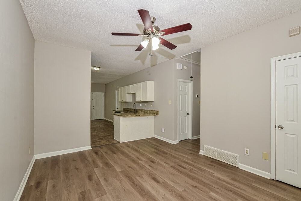 3918 Autumn Harvest Ln - Photo 4 of 16