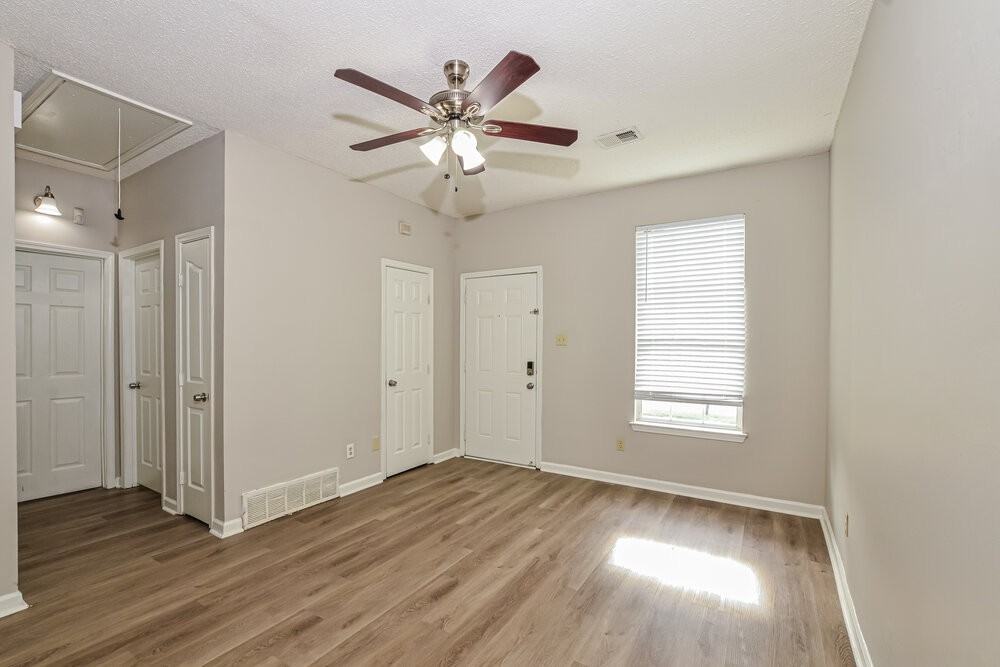 3918 Autumn Harvest Ln - Photo 5 of 16