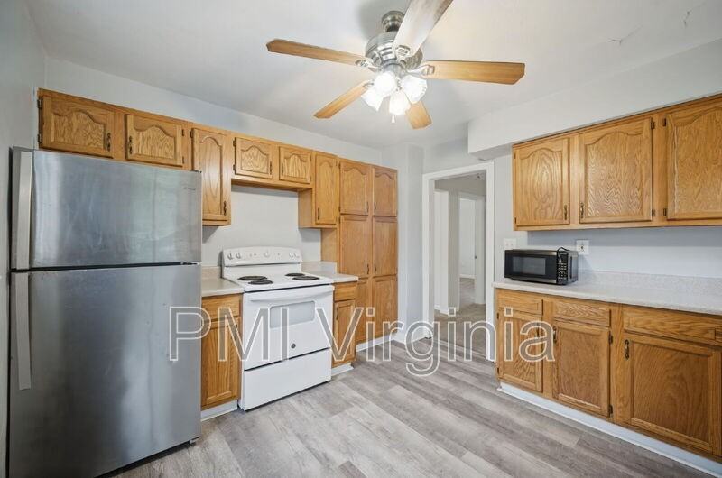 28 Harvard Rd - Photo 5 of 24