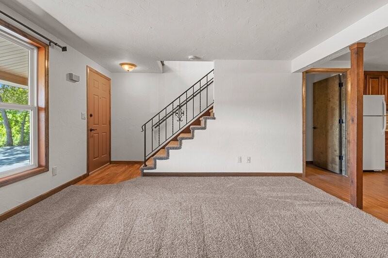 2344 Canter Ln - Photo 7 of 10