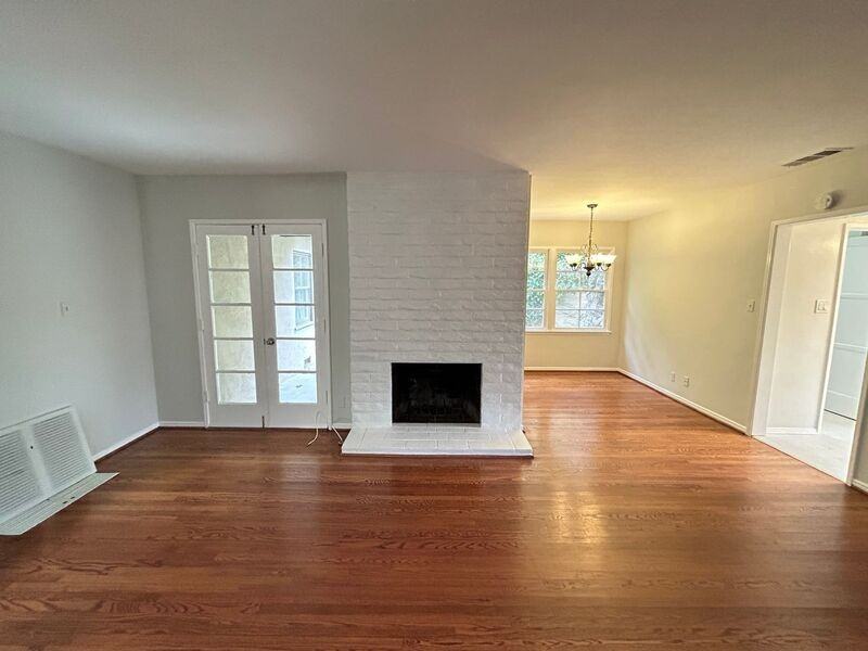 5128 Crown Ave - Photo 3 of 20
