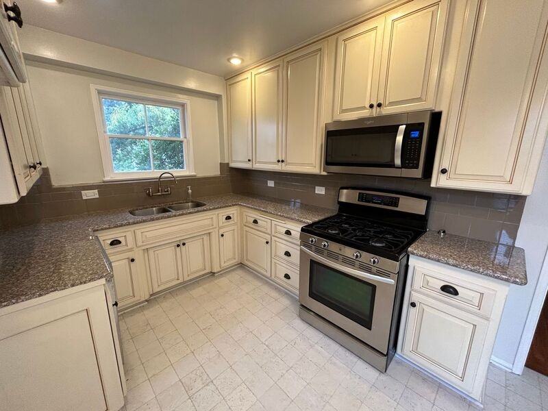 5128 Crown Ave - Photo 6 of 20