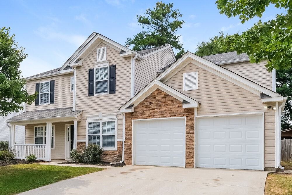 1304 Ivey Pointe Dr - Photo 4 of 17