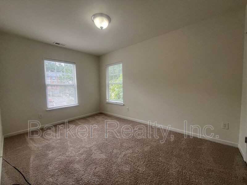 11711 Mezzanine Dr - Photo 7 of 7