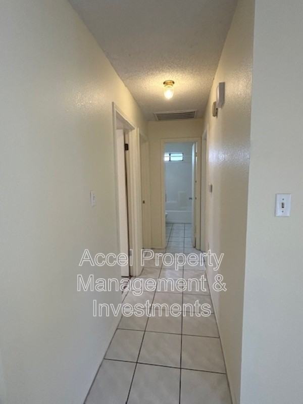 2009 Martin Ave - Photo 5 of 19