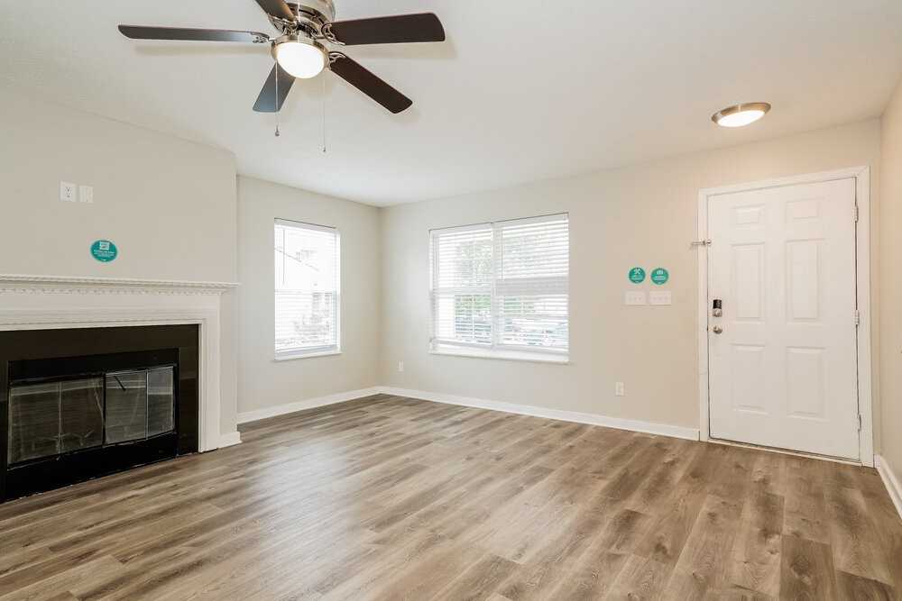 524 Grassy Bend Dr - Photo 5 of 20