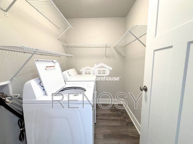 15231 Deerview Dr - Photo 3 of 22