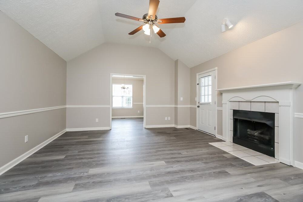 2431 English Hill Dr - Photo 3 of 16