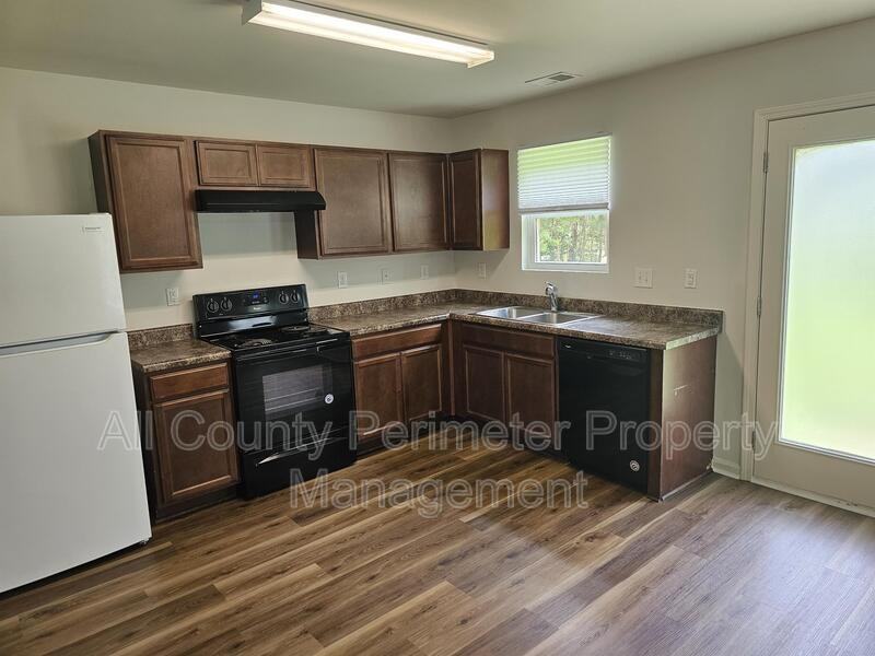 316 Freeman Cir - Photo 4 of 15
