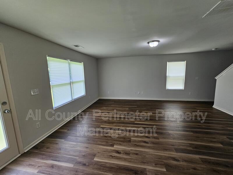 316 Freeman Cir - Photo 5 of 15