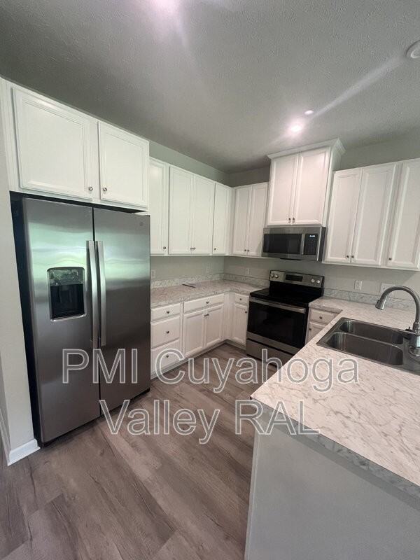 1161 Meadow Run - Photo 6 of 13