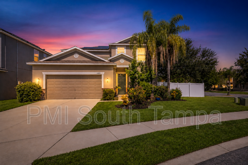 11403 Holmbridge Ln - Photo 2 of 27