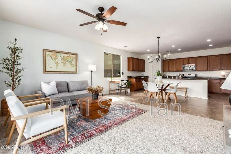 23797 S 213th St - Photo 6 of 11
