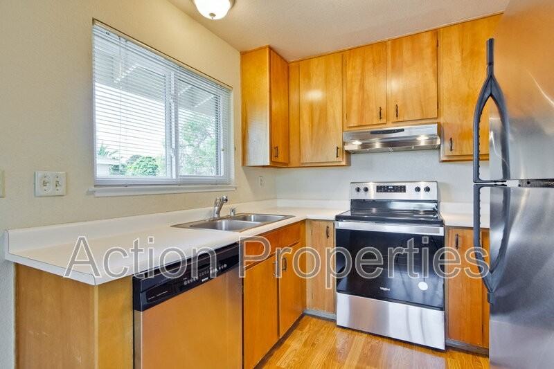 180 Albacore Ln - Photo 7 of 20