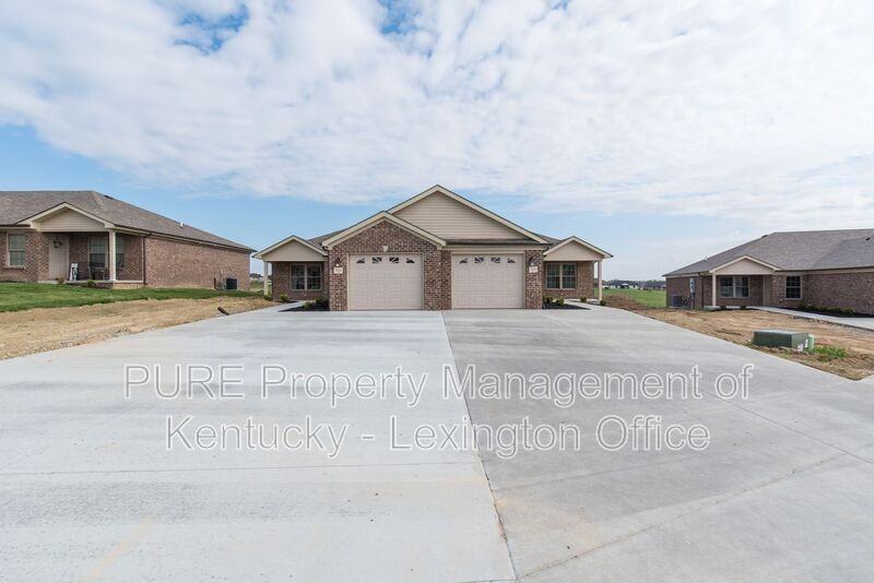 723 Leeward Ct - Photo 2 of 26