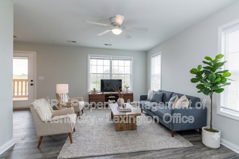 3054 Ransom Way - Photo 2 of 23